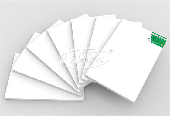 كثافة مختلفة قص حسب الحجم ورقة توسيع PVC الأبيض 20 مم 1220 × 2440